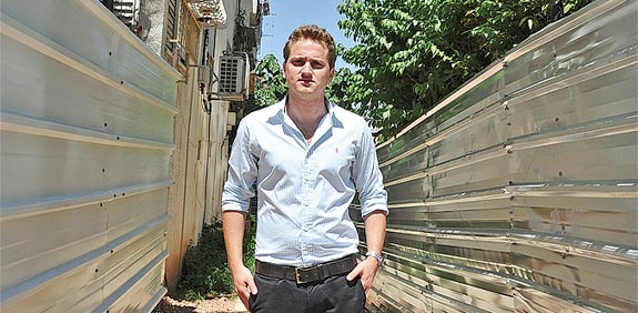 עופר אנגל / צלם: תמר מצפי